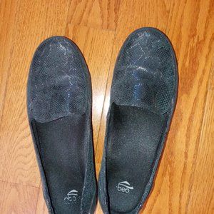 Abeo Shoes, Size 10